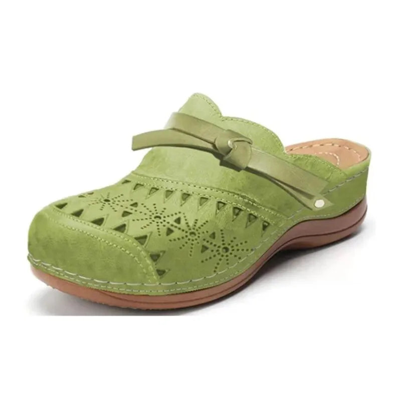 Laya™ | Comfortable and Elegant Clogs
